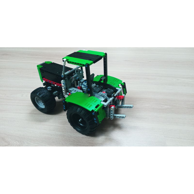 MOC-80667 Modello di Trattore  - Urban Farming Agriculture recensione e prezzo